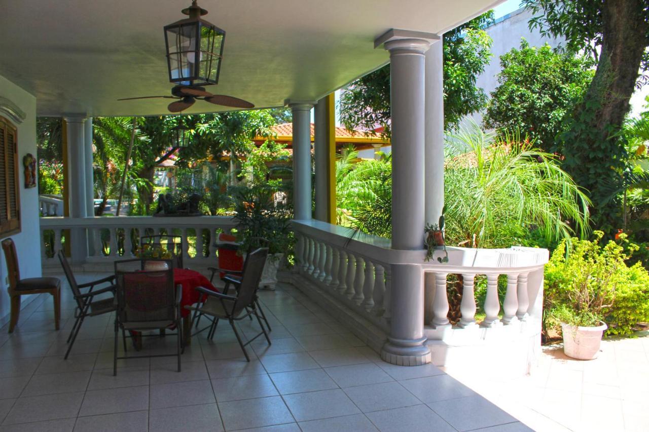 Ross Char Hotel أسونسيون المظهر الخارجي الصورة